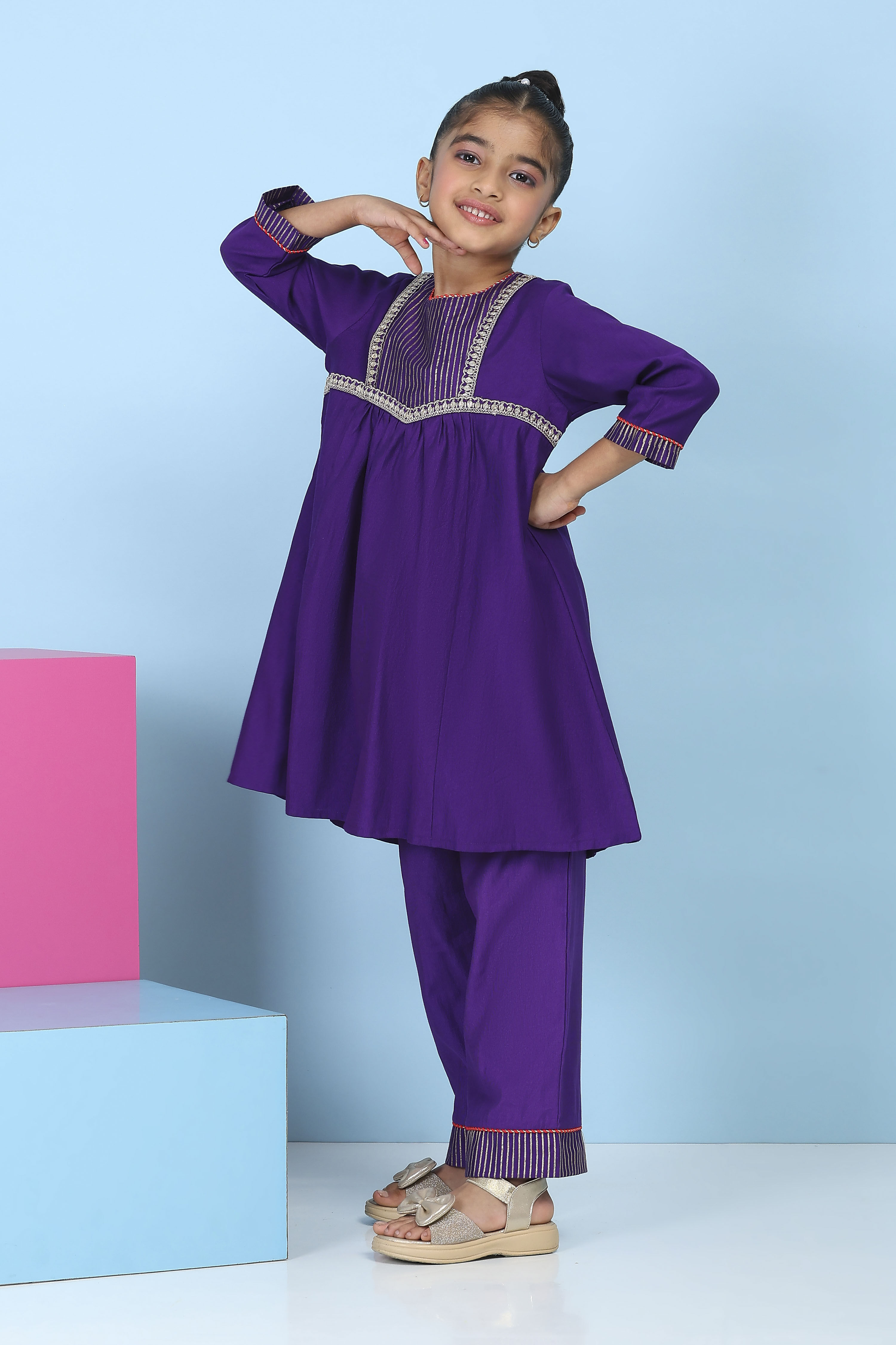 Purple Striped Yoke Gathered Suit Set image number 3