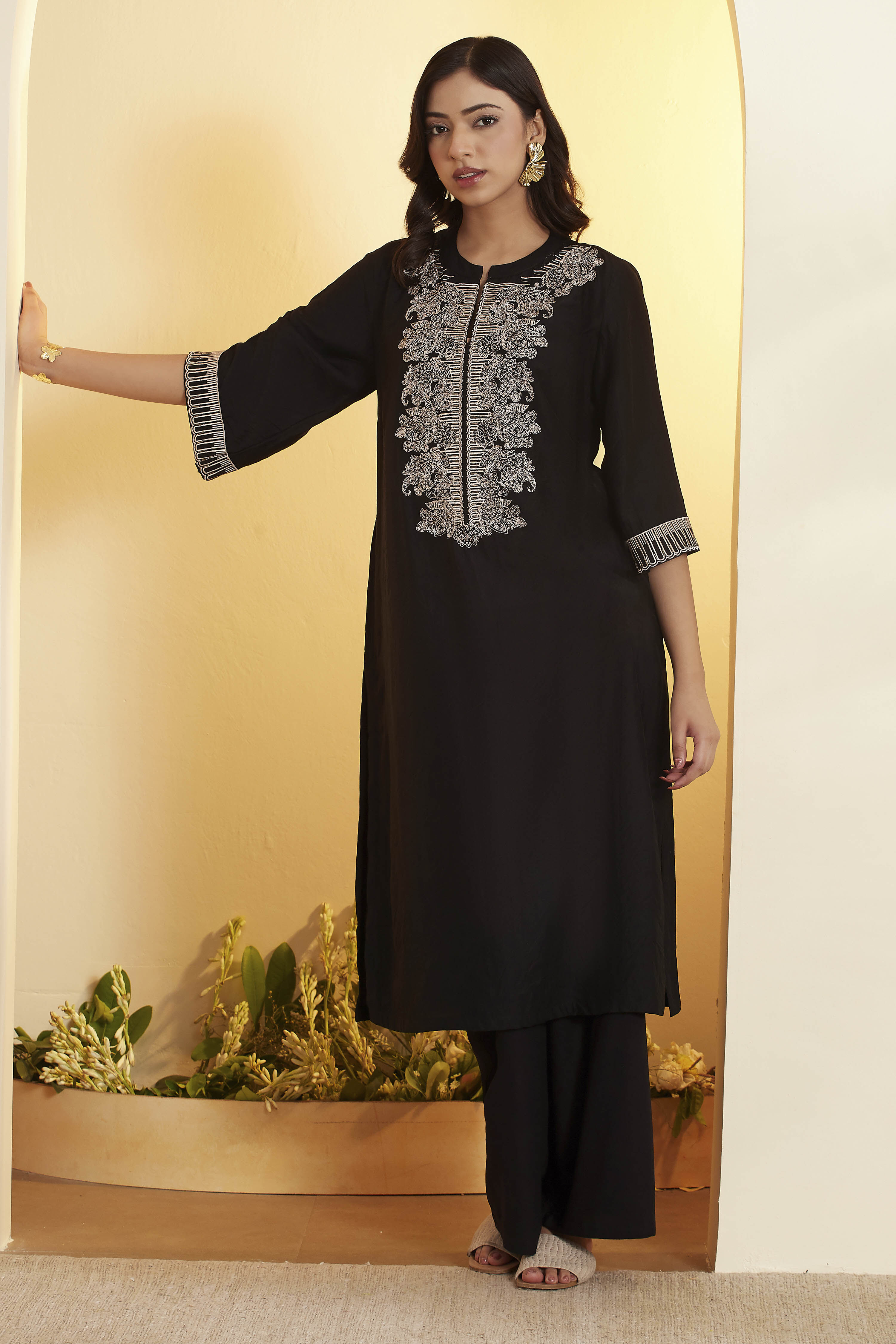 Black Viscose Silk Straight Kurta image number 0