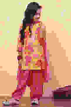 Yellow and Pink Viscose Blend Floral Straight Suit Set image number 6