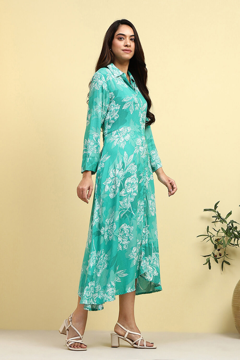 Cyan Blue Floral Printed Shirt Style A-line Dress image number 4
