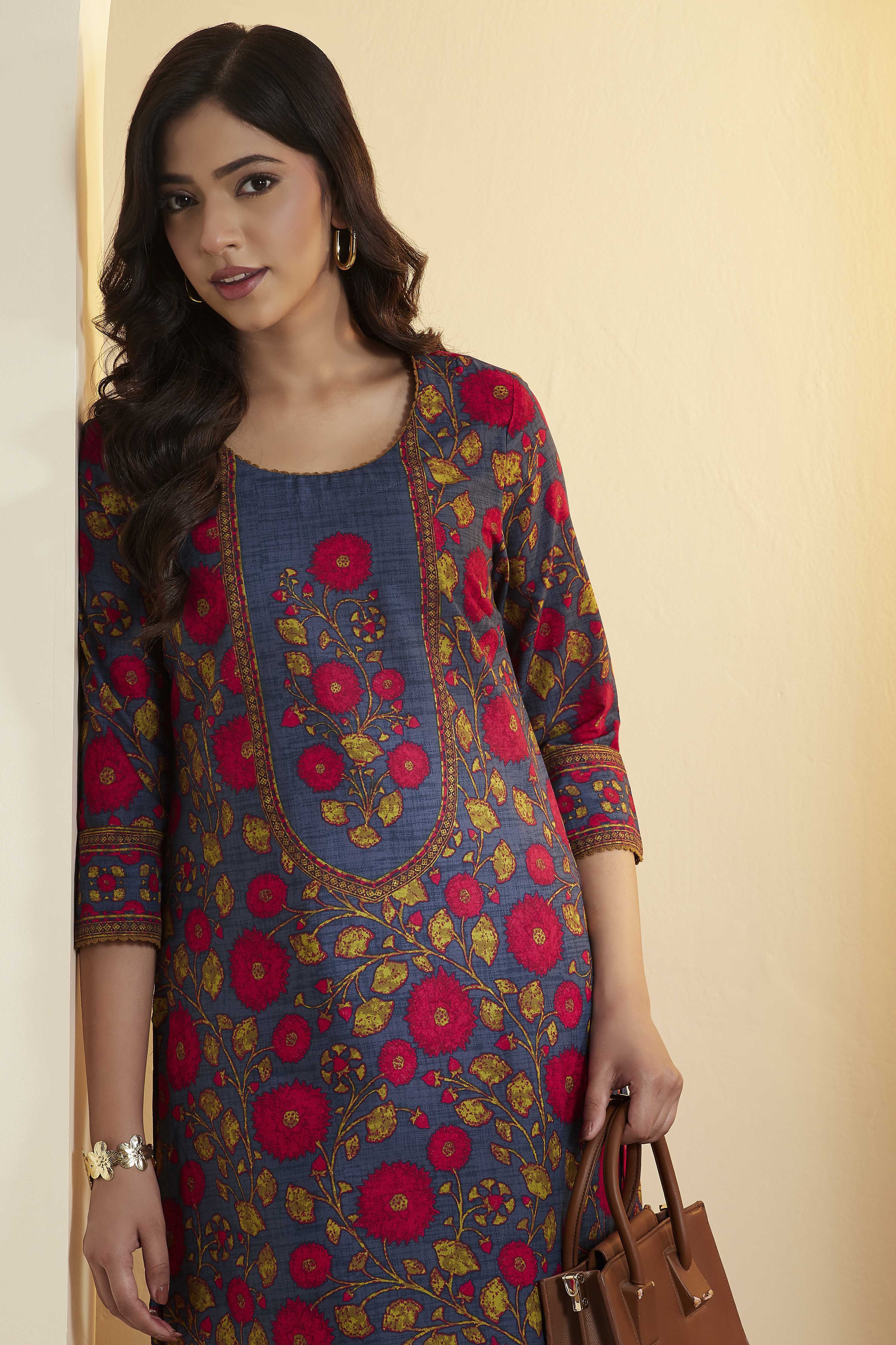 Blue Cotton Straight Kurta image number 1