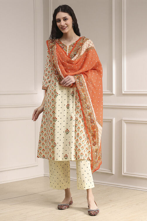 Beige Cotton Printed A-Line Suit Set image number 6