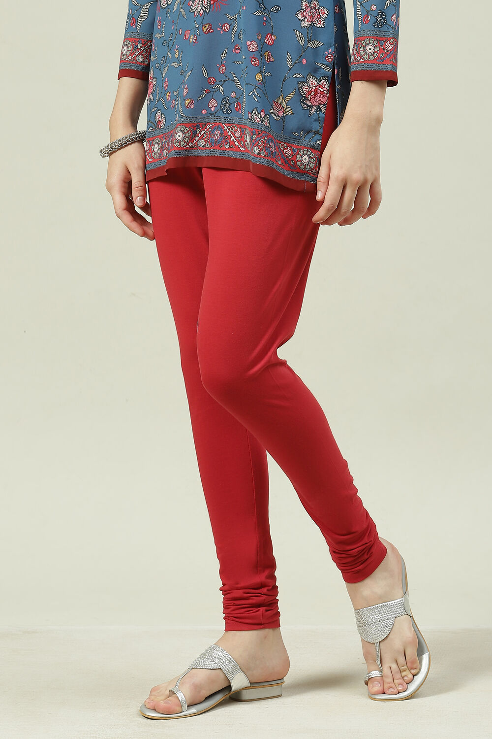 Dark Red Cotton Blend Solid Churidar image number 2