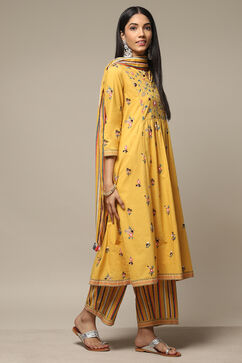 Yellow Cotton Gathered Kurta Palazzo Suit Set image number 5