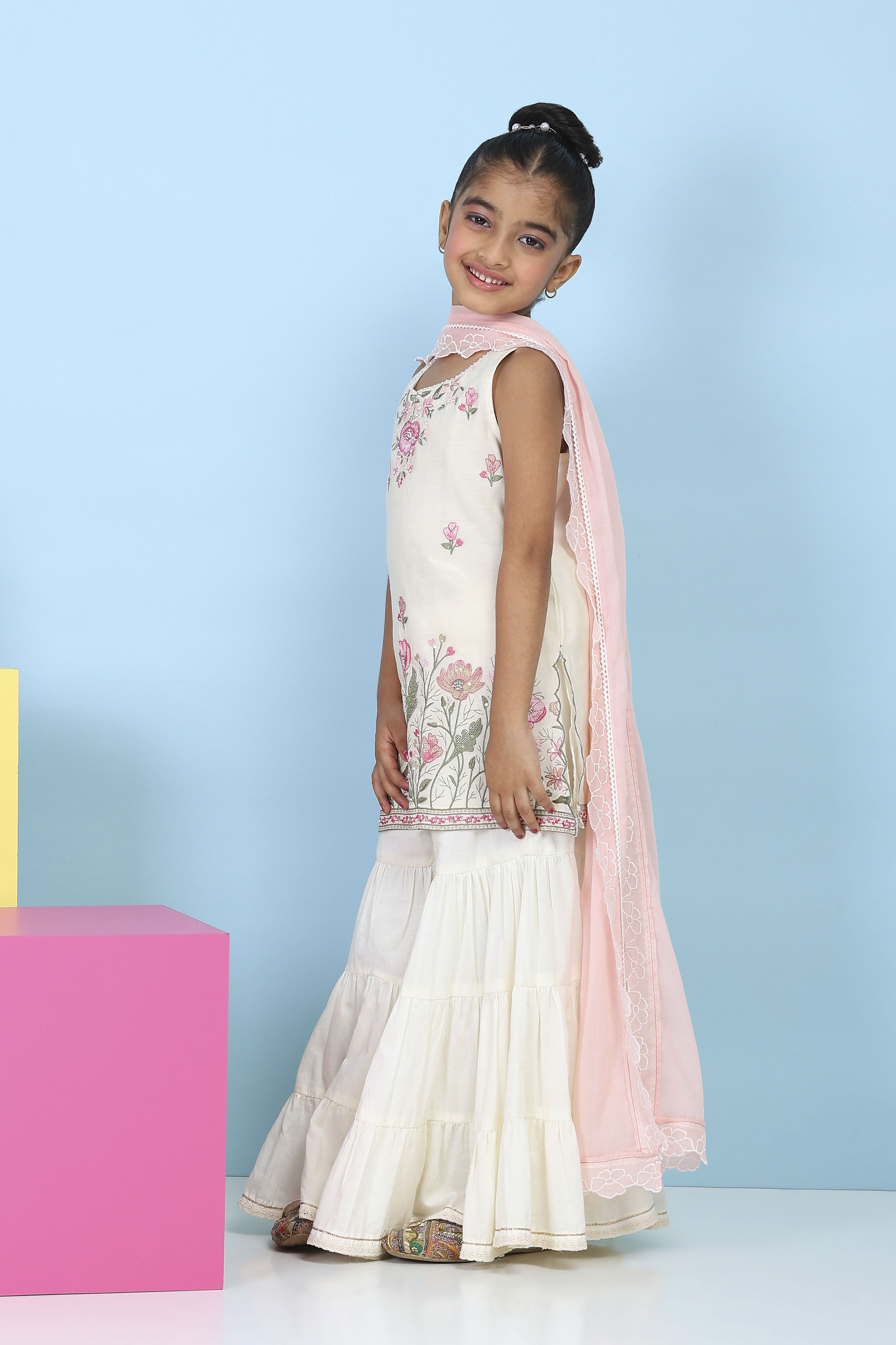 White Poly Chanderi Sequin Embroidered Straight Suit Set image number 3