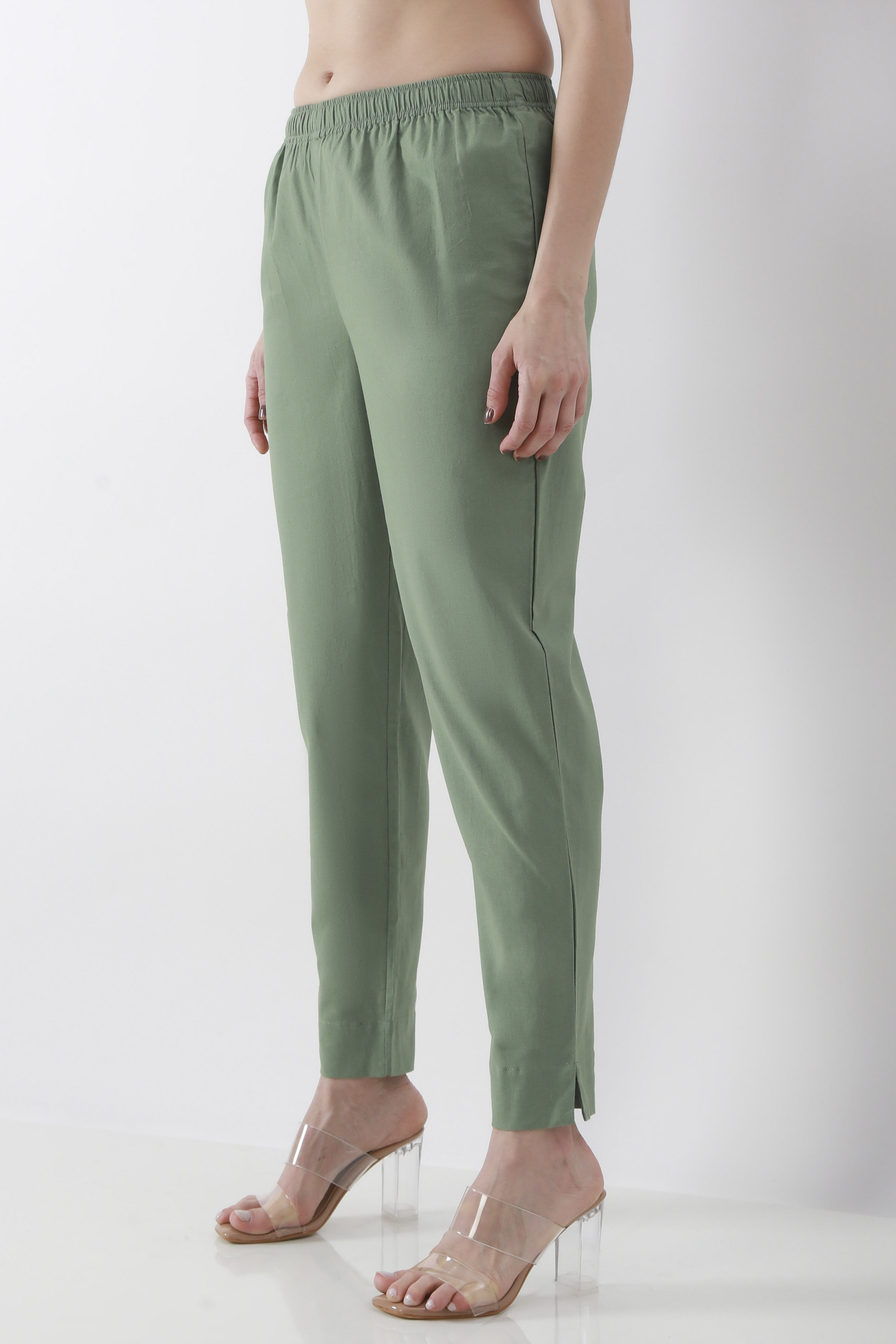 Green Cotton Solid Fitted Pants image number 2