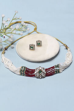 Maroon White Brass Choker Set image number 0