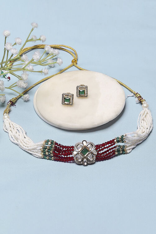 Maroon White Brass Choker Set image number 0