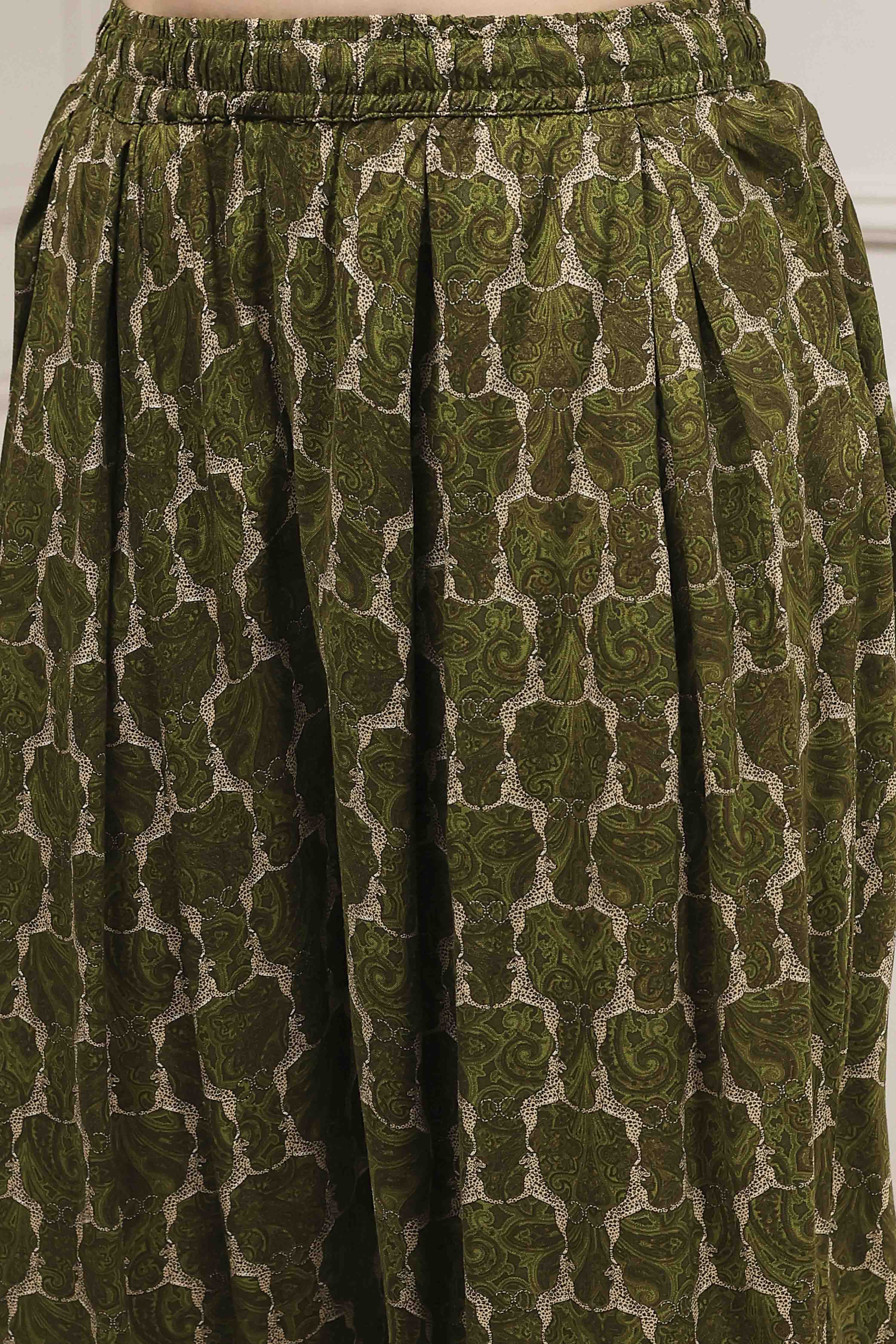 Olive Green Printed Straight Suit Set image number 2