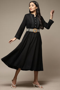 Black Rayon Straight Dress image number 4