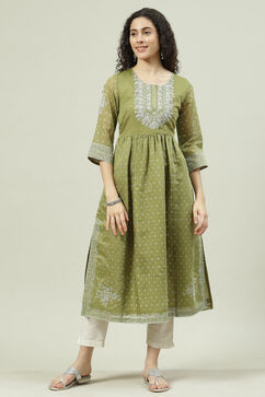 Green Art Silk Flared Printed Kurta image number 0