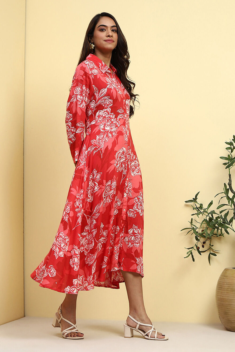 Red Floral Printed Shirt Style A-line Dress image number 4