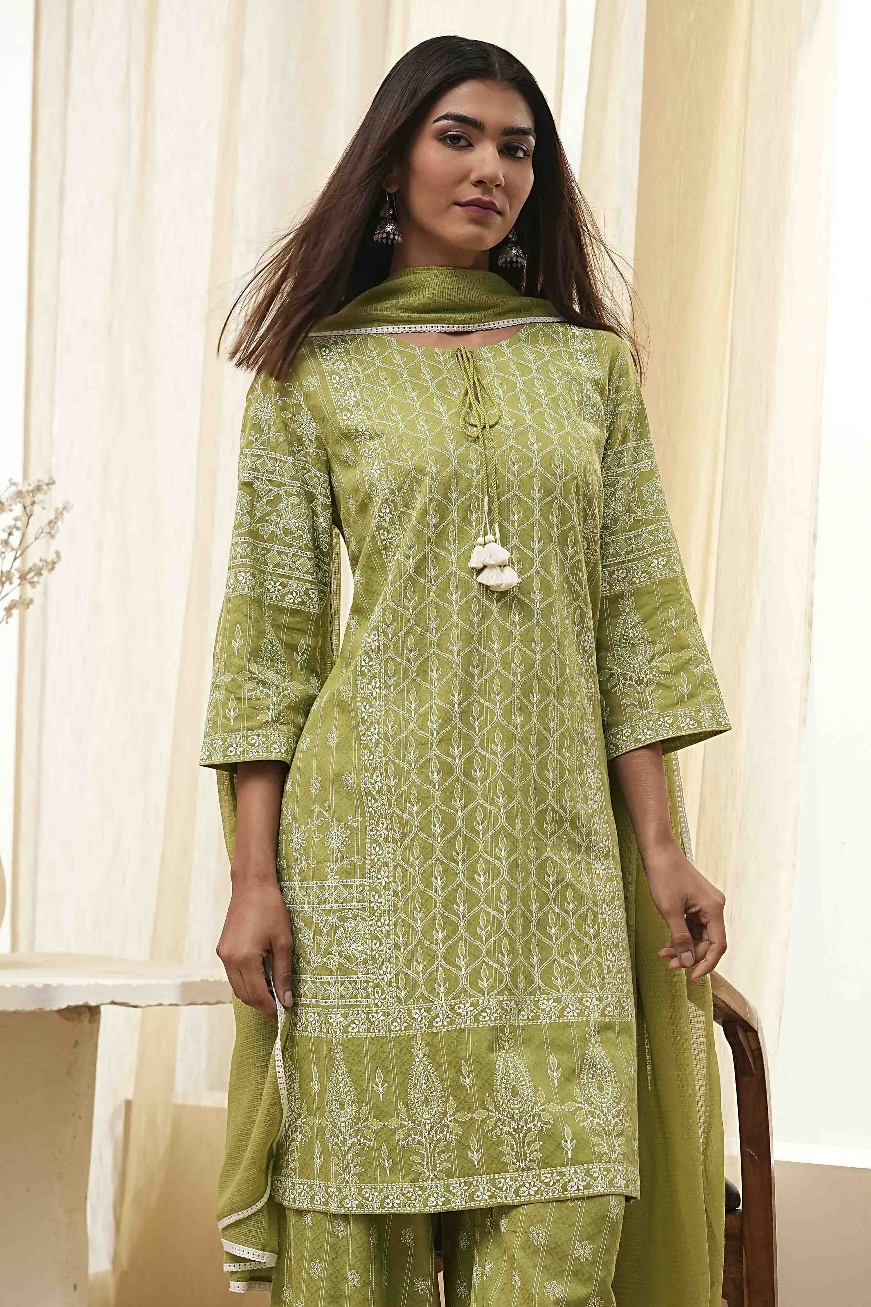 Mehendi Green Cotton Printed Straight Suit Set image number 7