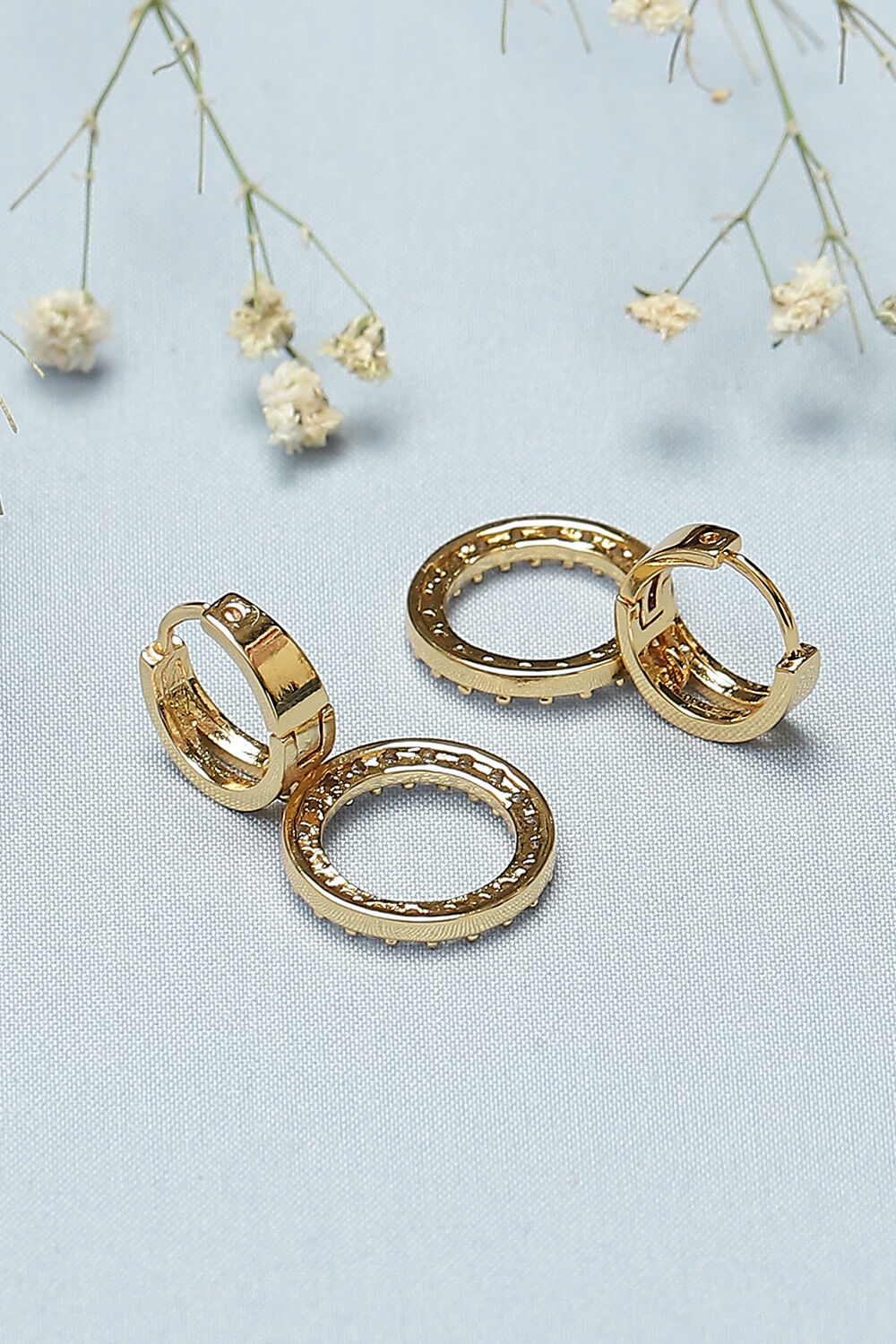 Golden Earrings image number 2