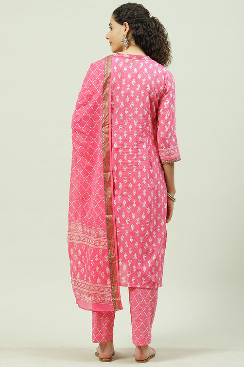 Pink Cotton Screen Print Unstitched Suit Set image number 4