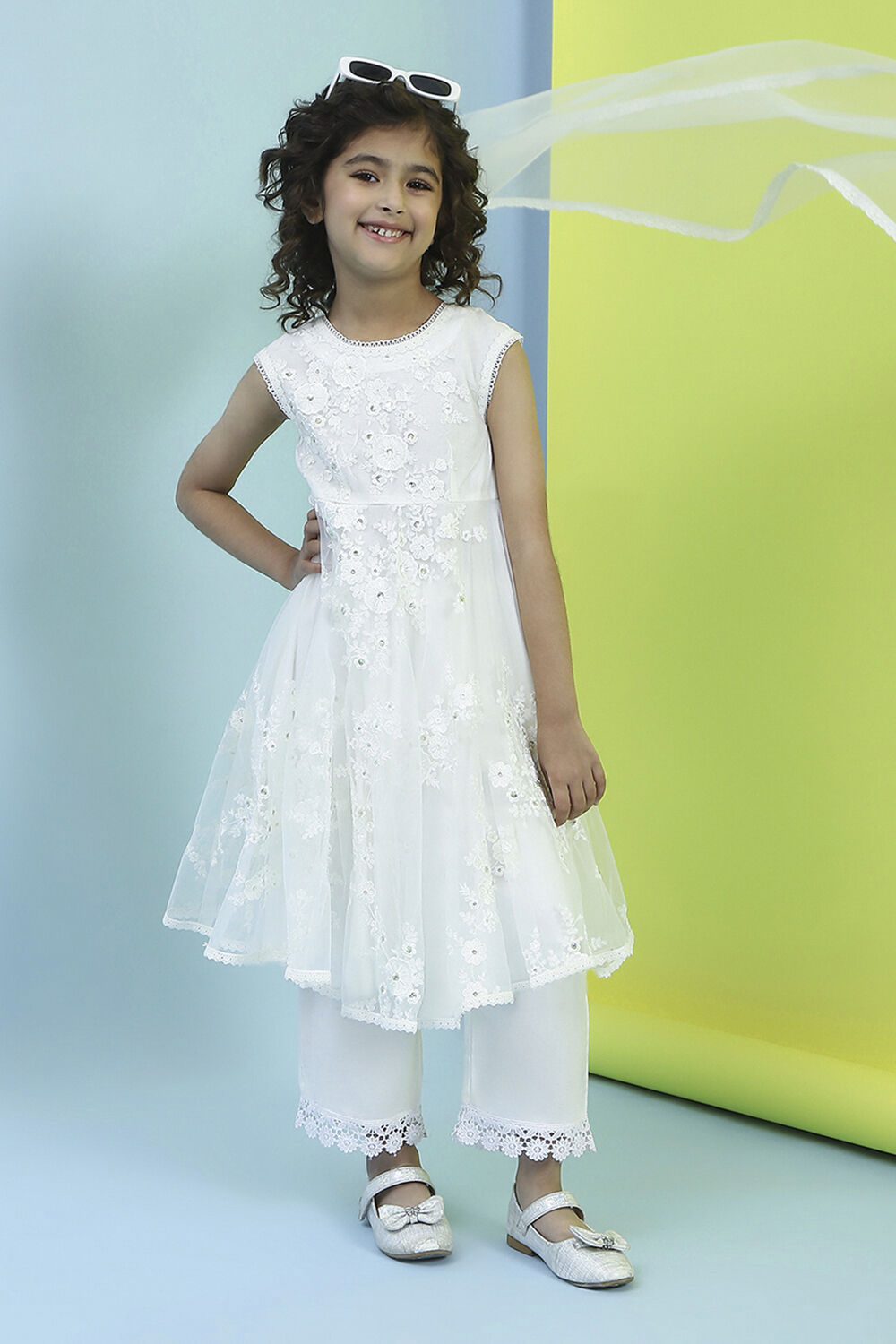 Off-White Net Embroidered Flared Suit Set image number 0