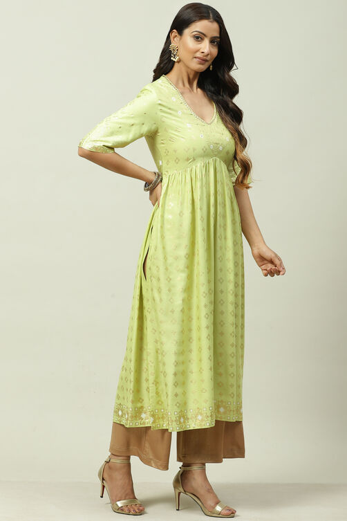 Green Rayon Flared Kurta image number 3