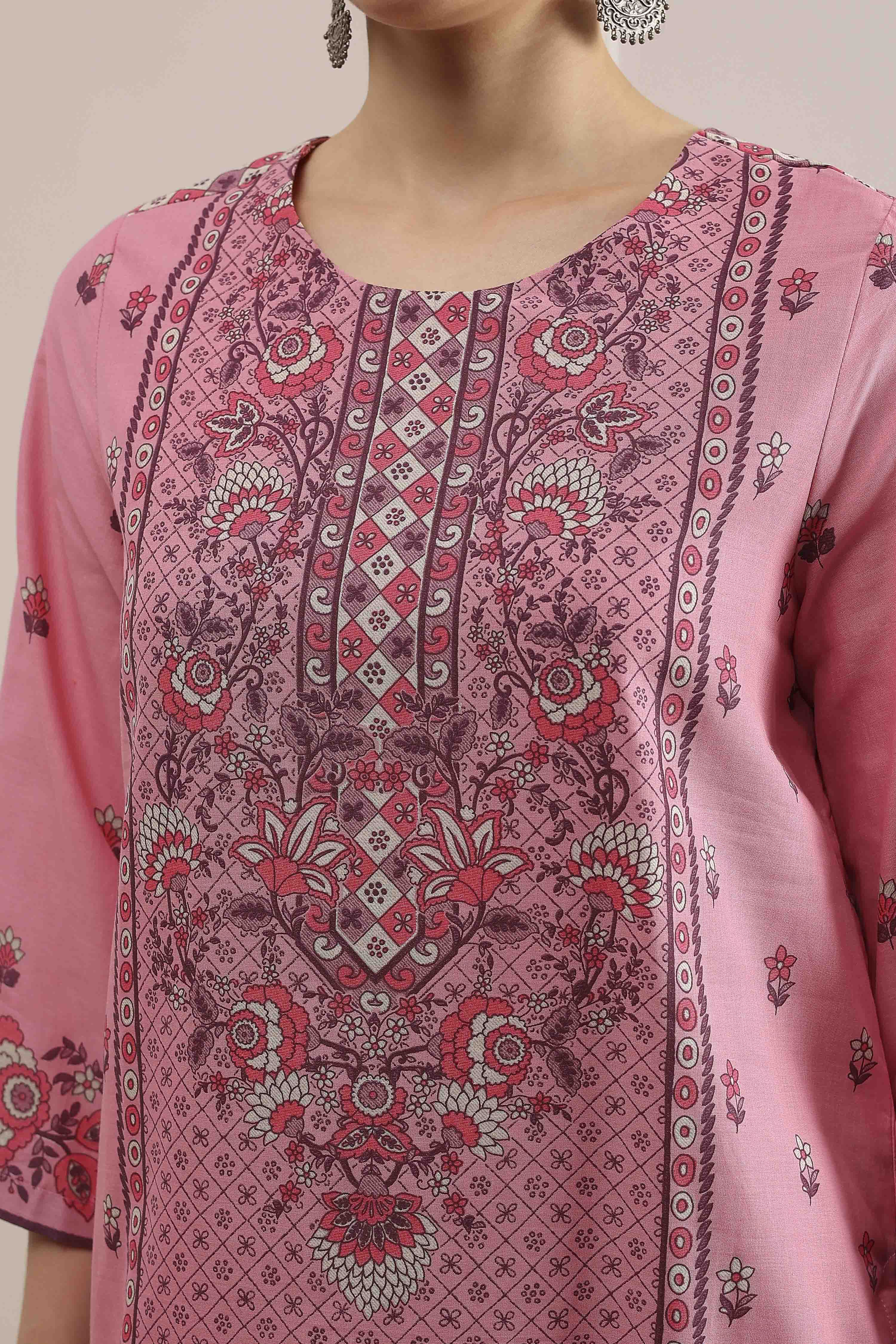 Light Pink Cotton Straight Suit Set image number 1