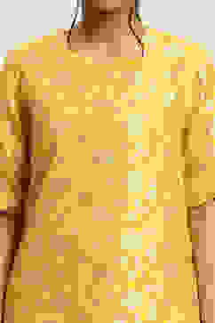 Yellow Jacquard Floral Yarn-Dyed Straight Kurta Set image number 1