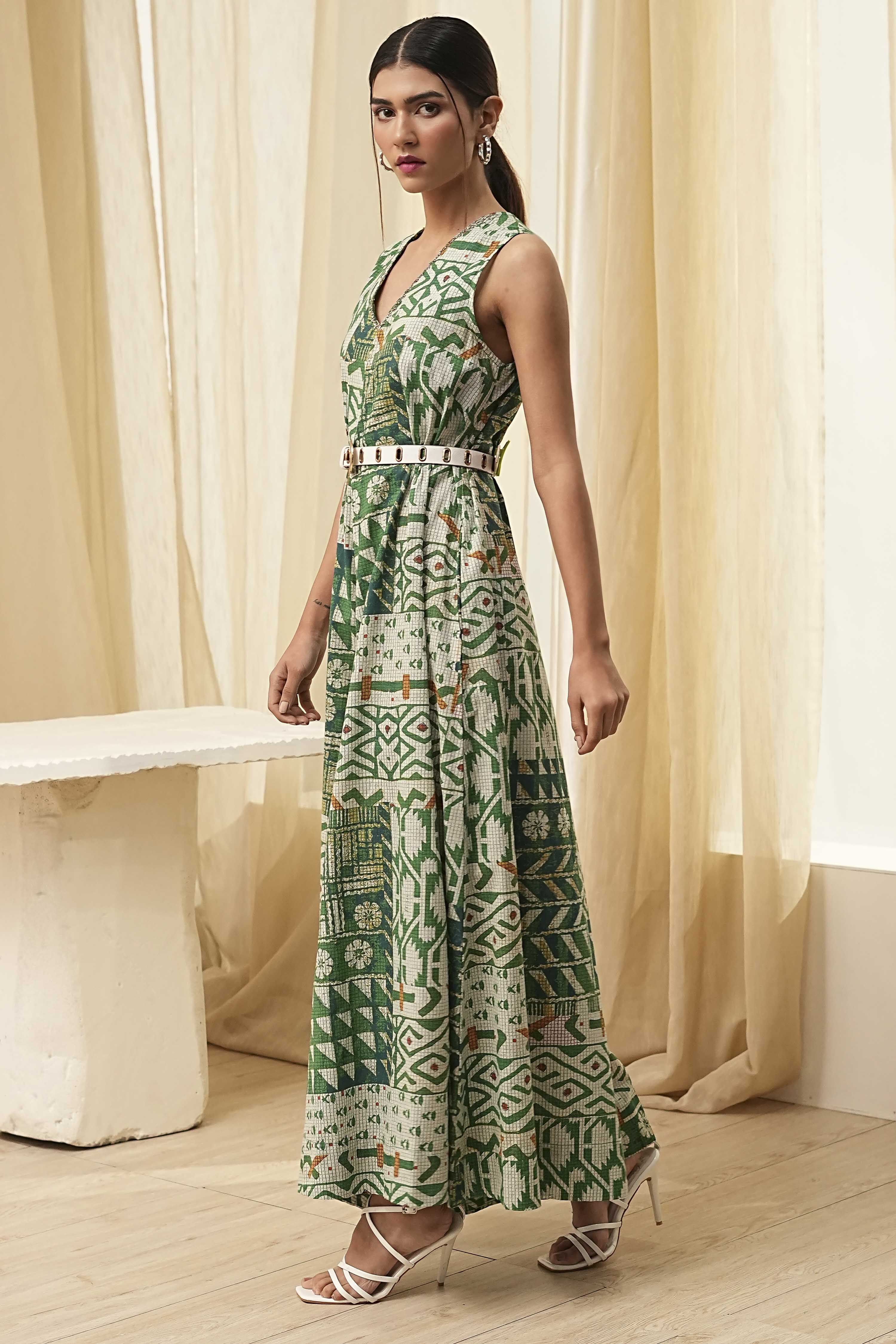 Green Cotton Printed Flared Jumpsuit image number 2