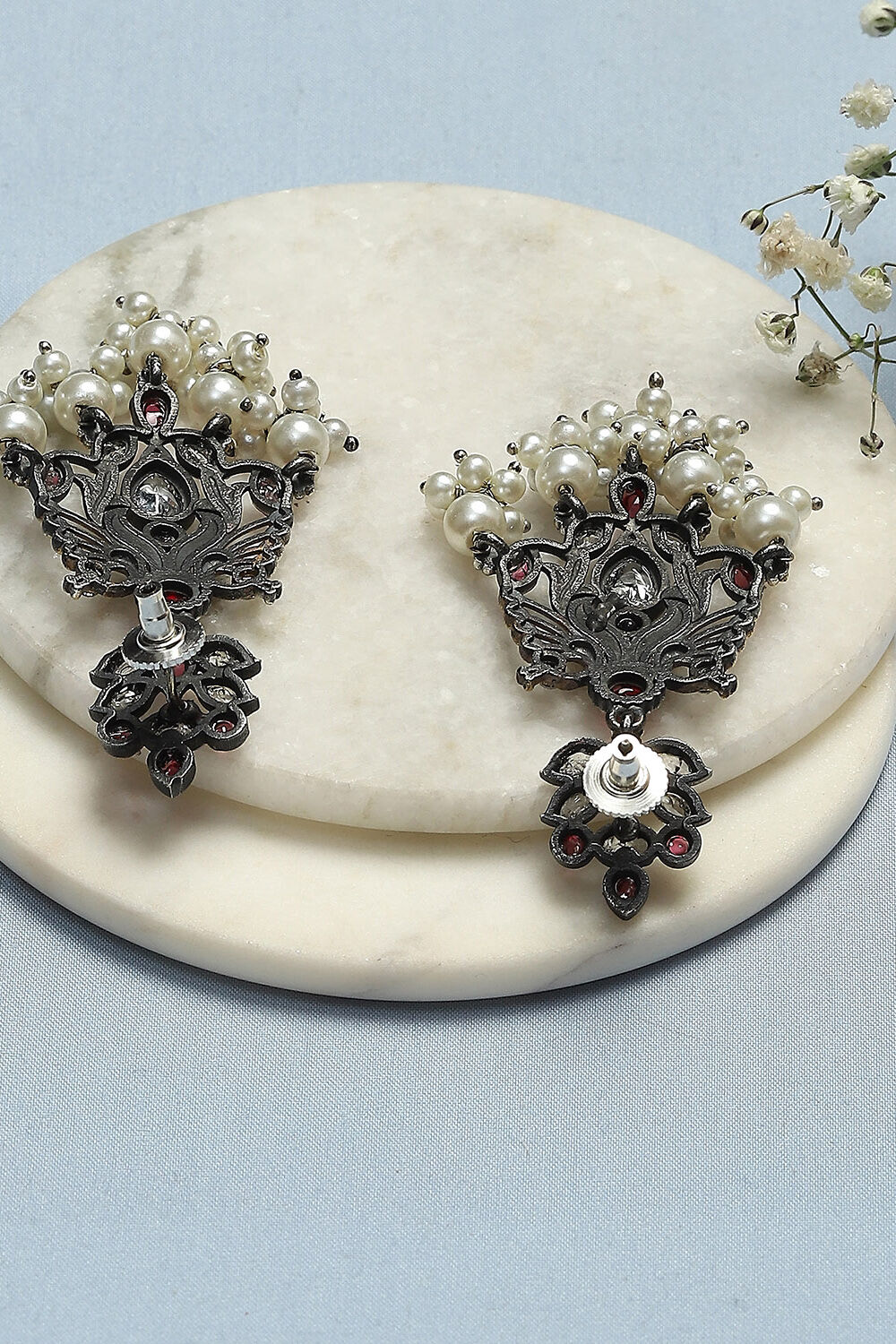 Maroon Brass earrings image number 2