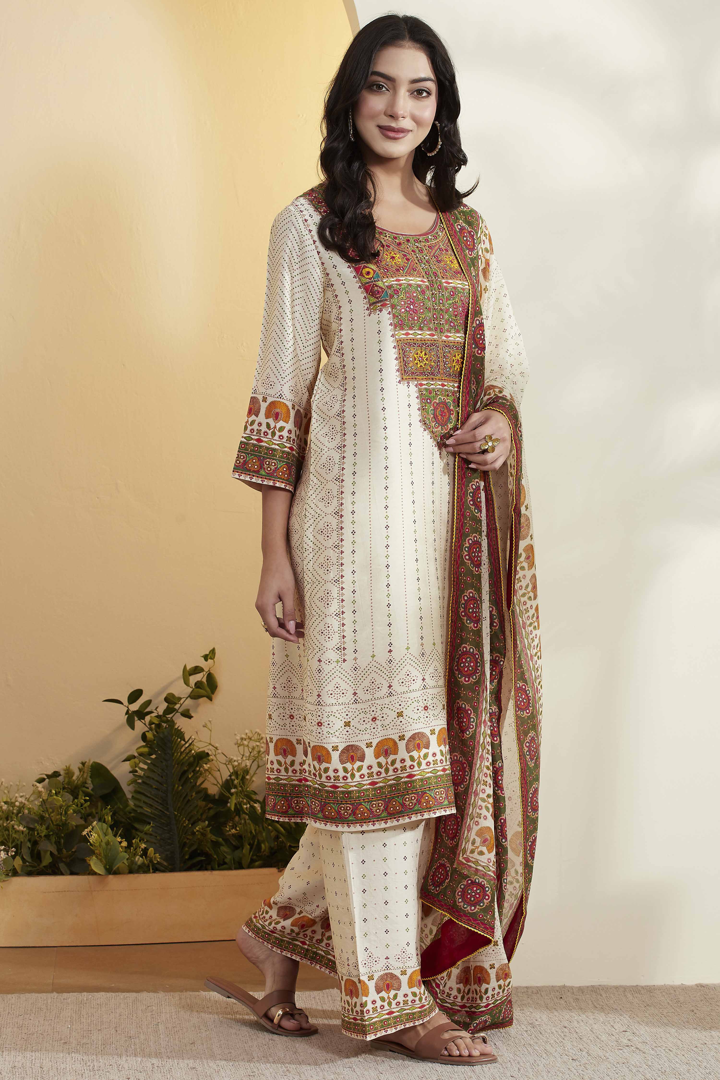 Green Viscose Rayon Printed Straight Kurta Set image number 5