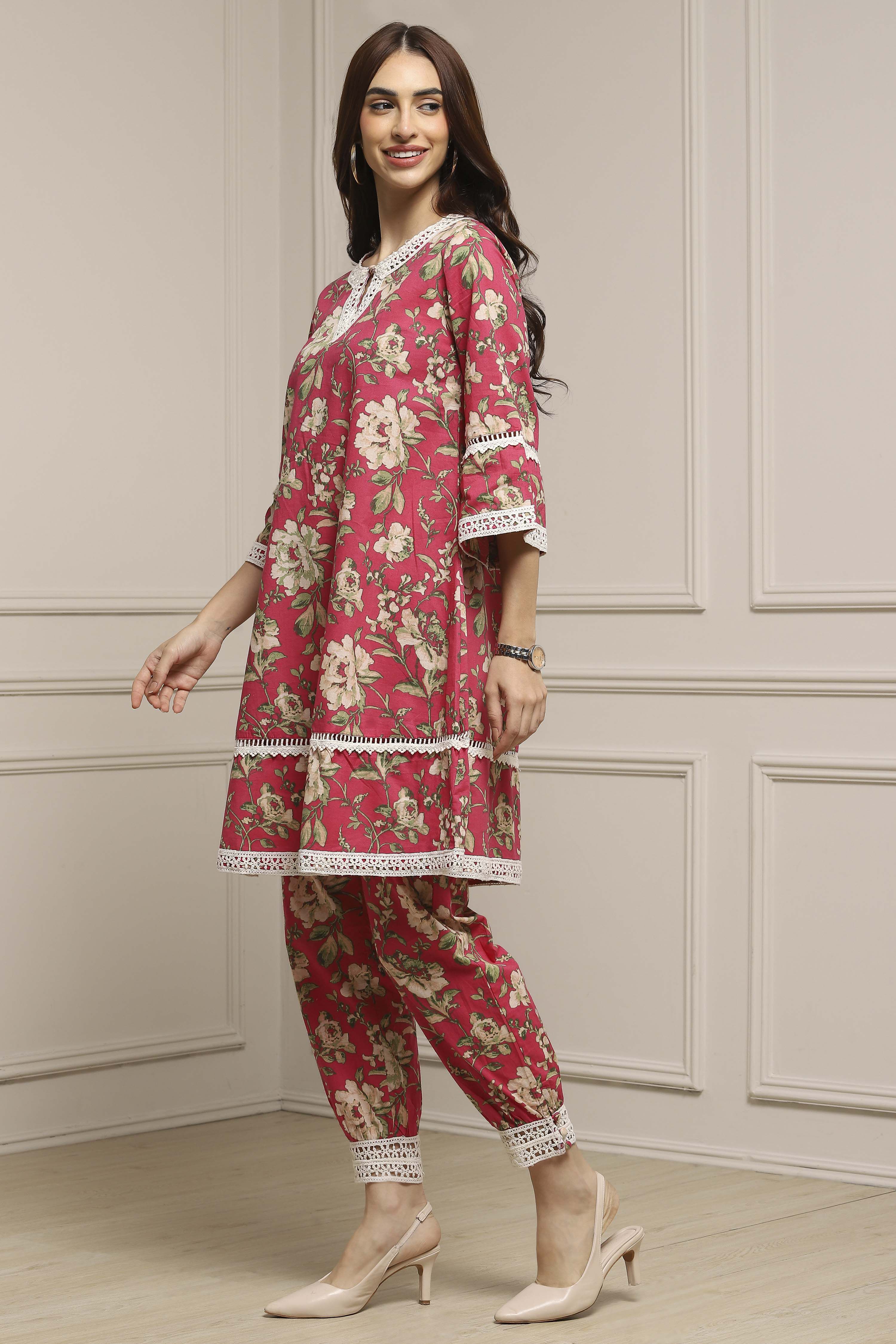 Pink Cotton Floral Straight Co-ord Set image number 3