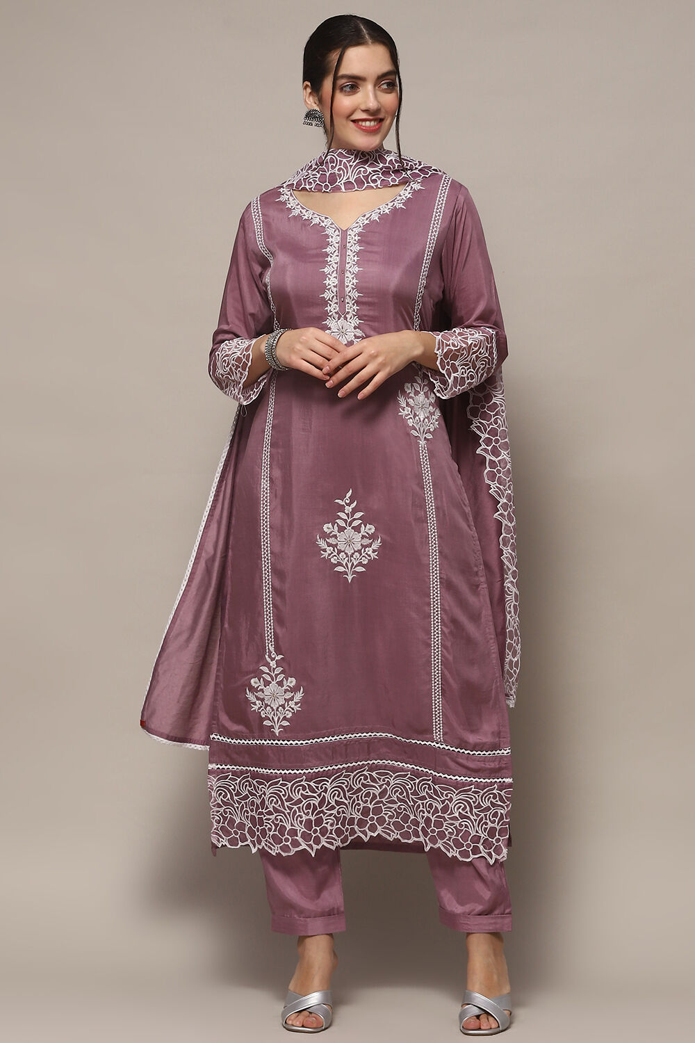 Lavender Muslin Unstitched Suit set image number 8