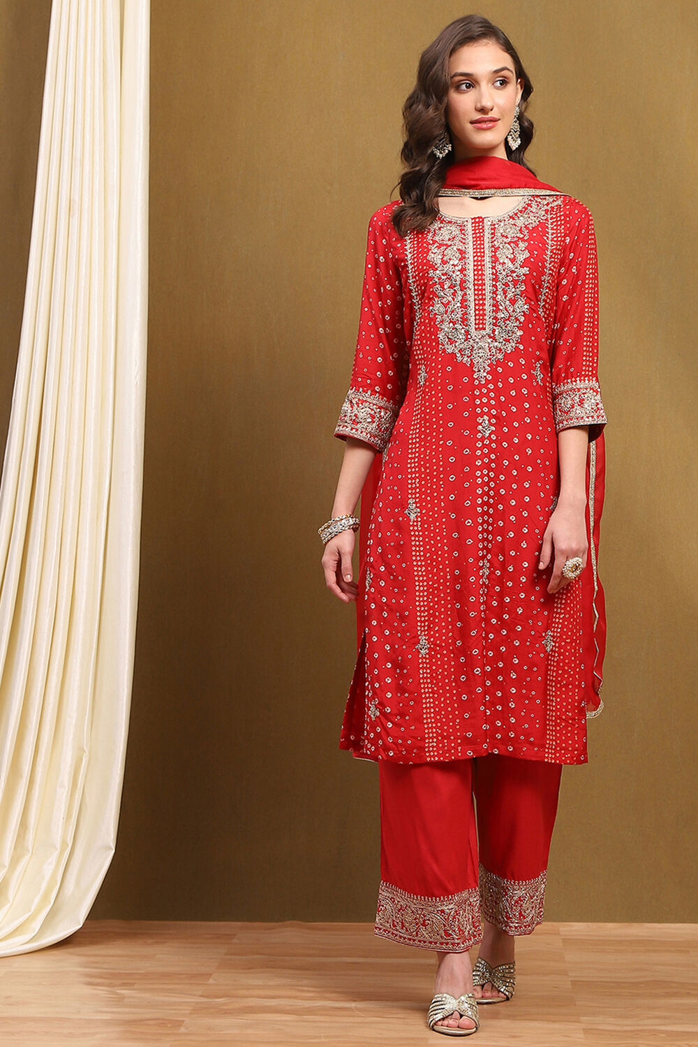 Red Modal Printed Festive Straight Suit Set image number 6