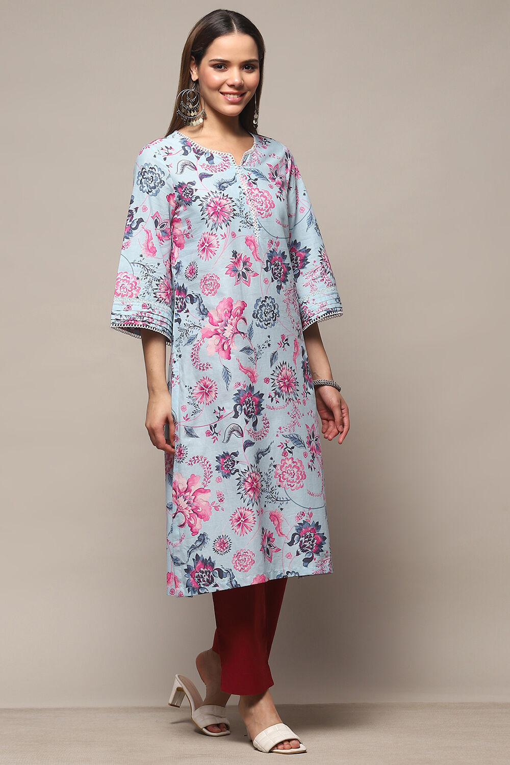 Yellow Cotton Floral Printed Straight Kurta image number 4