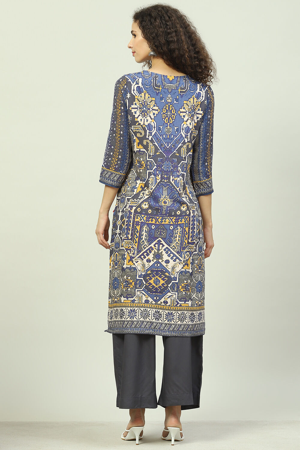 Blue LIVA Straight Kurta Palazzo Suit Set image number 4