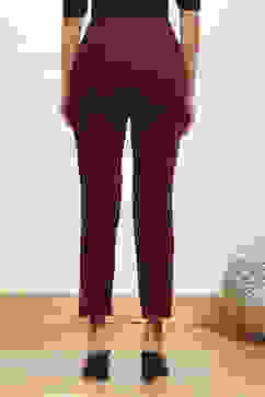 Burgundy Solid Stretchable Slim Fit Pants image number 5