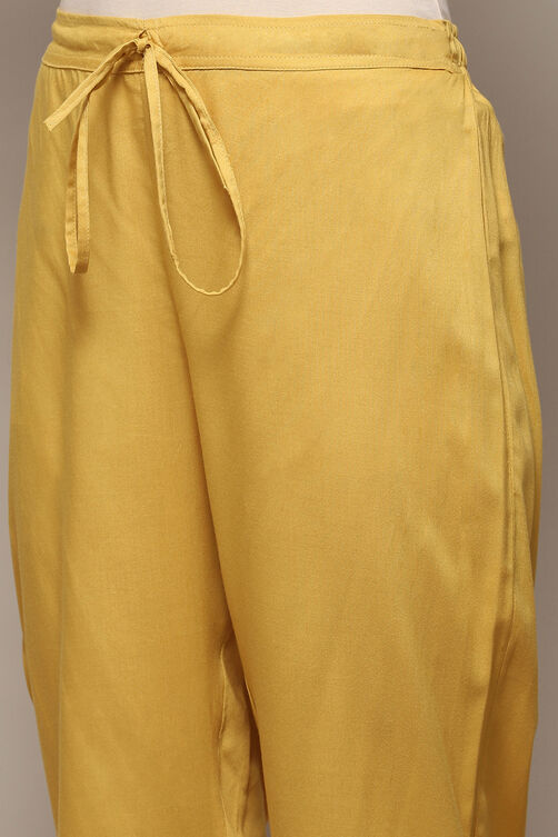 Lime Green Rayon flax Narrow Kurta Pant Suit Set image number 2