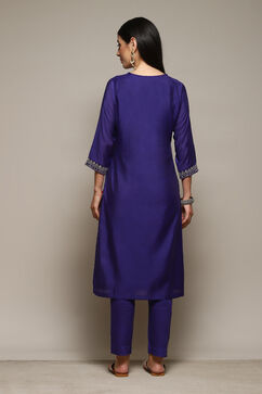 Pink & Purple Poly Cotton Straight Embroidery Kurta Slim Pant Suit Set image number 4