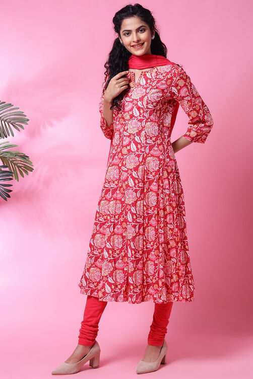 Red Cotton Crushed Kalidar Kurta Churidar Suit Set image number 4