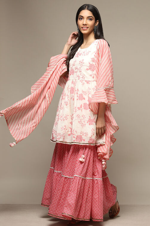 Off White & Peach Cotton Straight Kurta Garara Suit Set image number 5