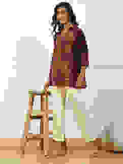 Cream-coloured Solid Mid-Rise Regular Fit Palazzo image number 0