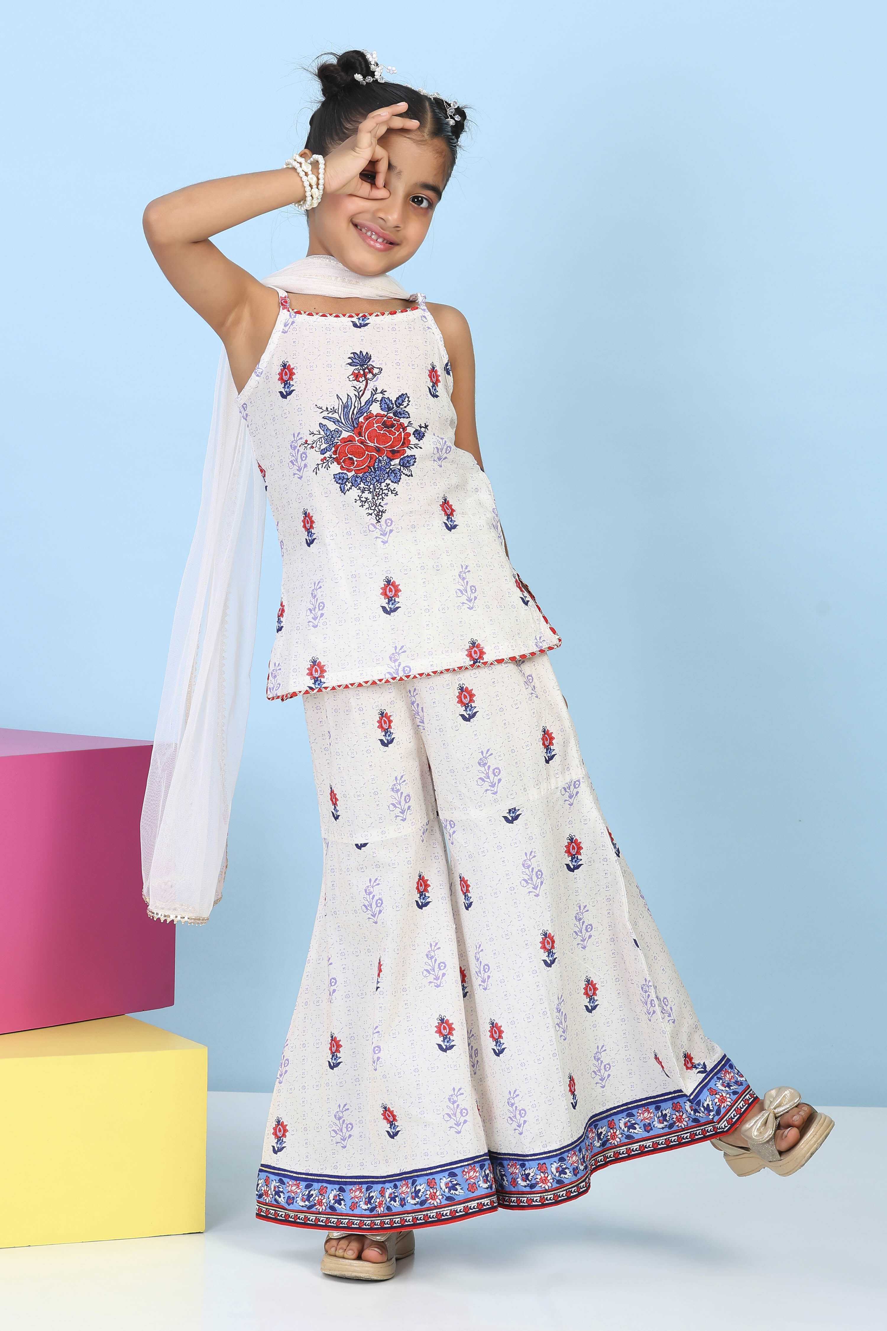 Off White Cotton Printed Straight Suit Set image number 6