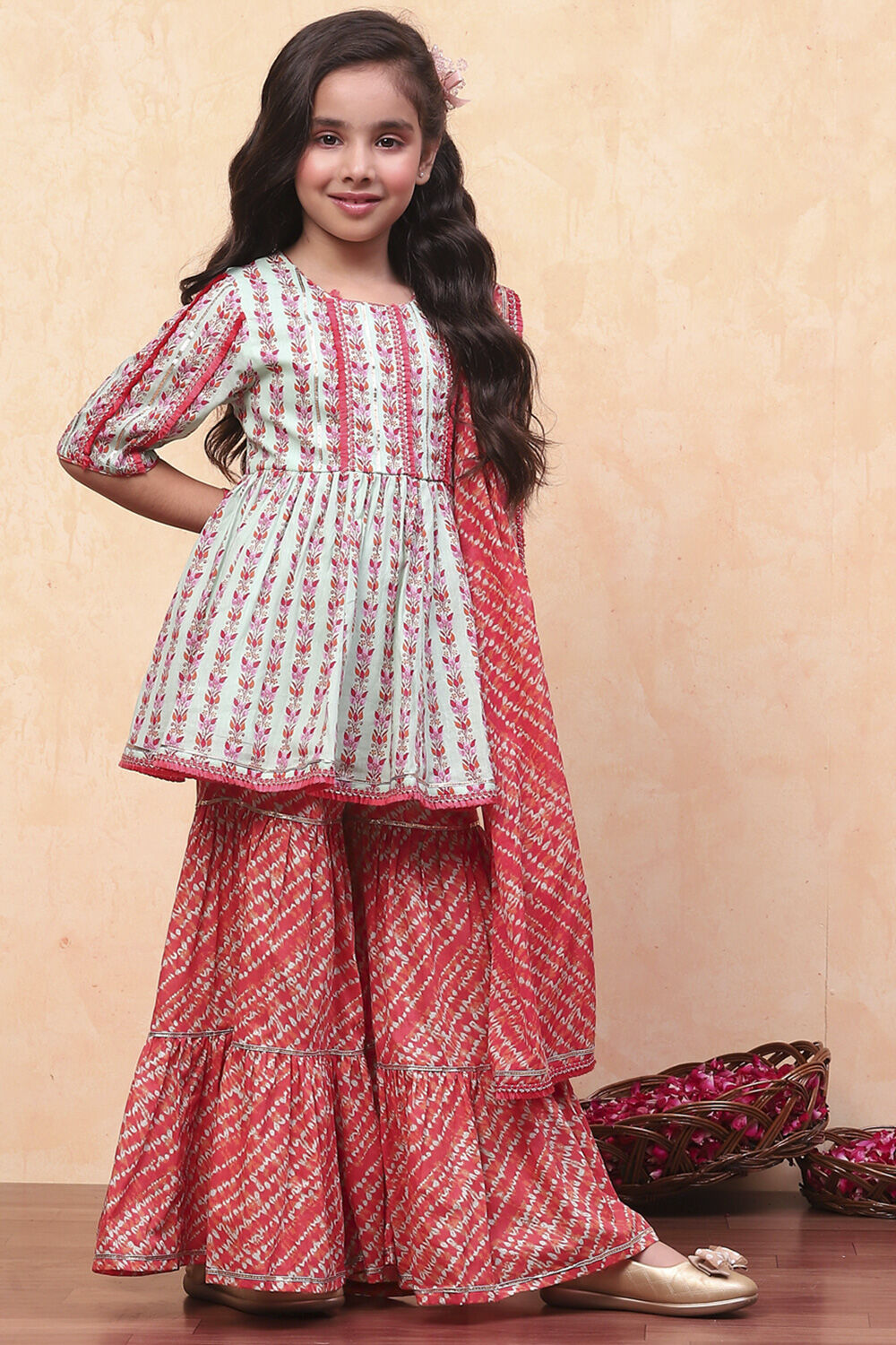 Aqua and Coral Cotton Printed Gathered Suit Set image number 5