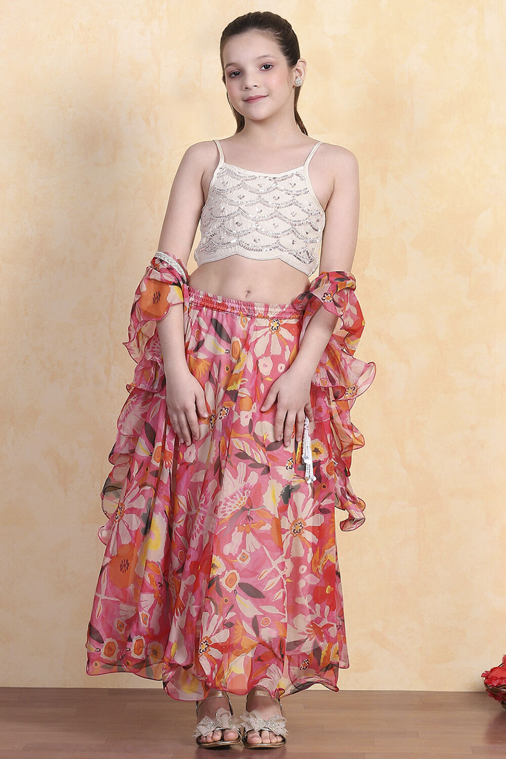 Off-White and Pink Printed Flared Lehenga Set image number 6