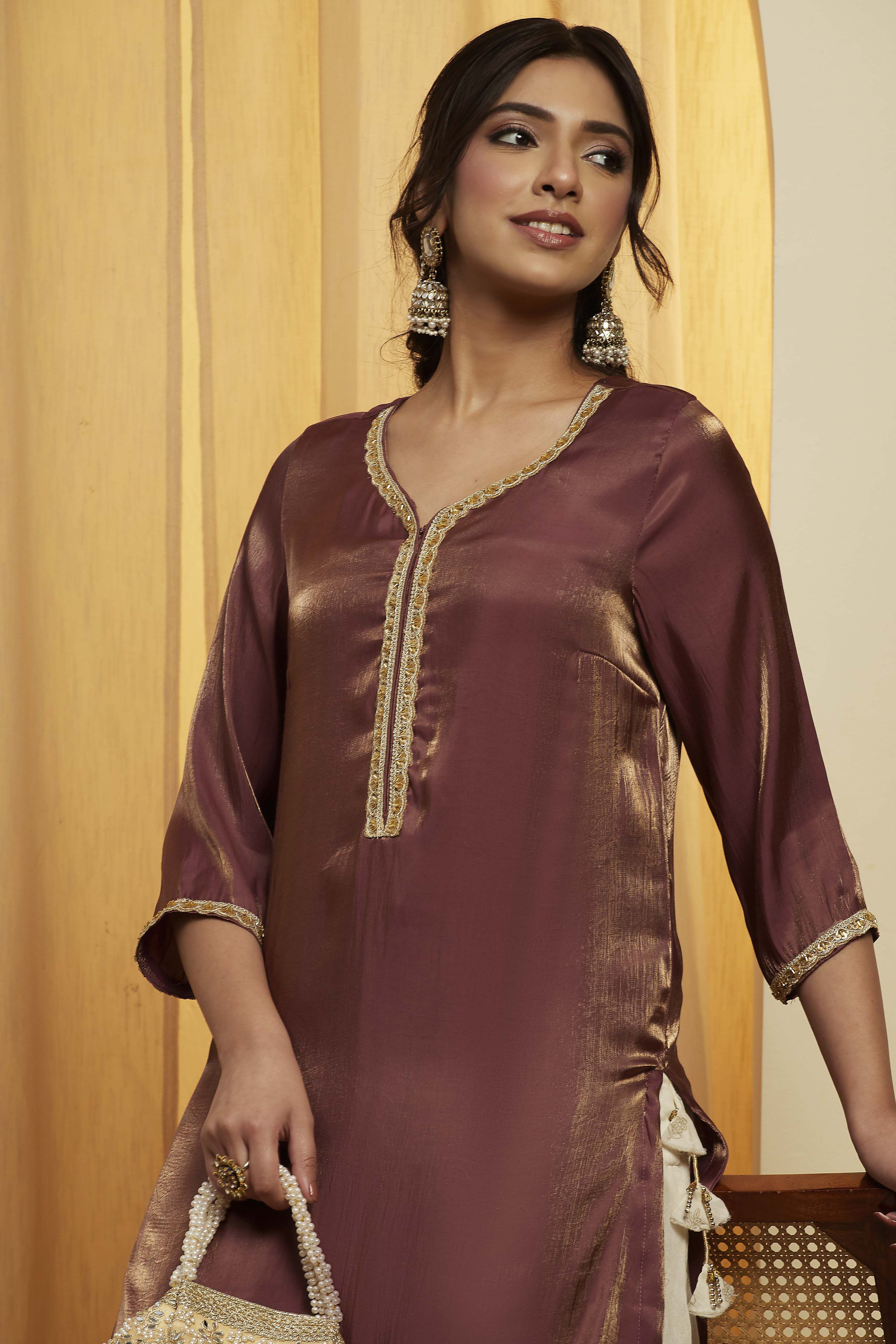 Mauve Viscose Rayon Sheen Straight Kurta image number 1