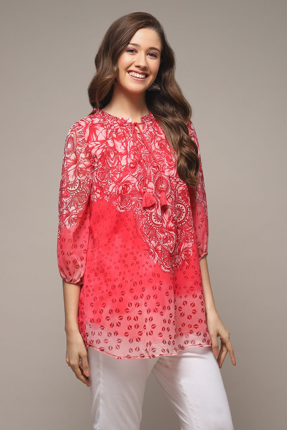 Blue Cotton Blend Printed Kurti image number 4