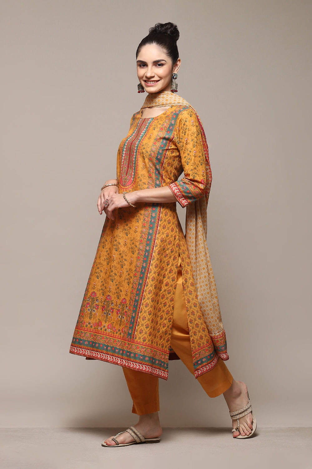 Mustard Cotton Straight Kurta Slim Pants Suit Set image number 5