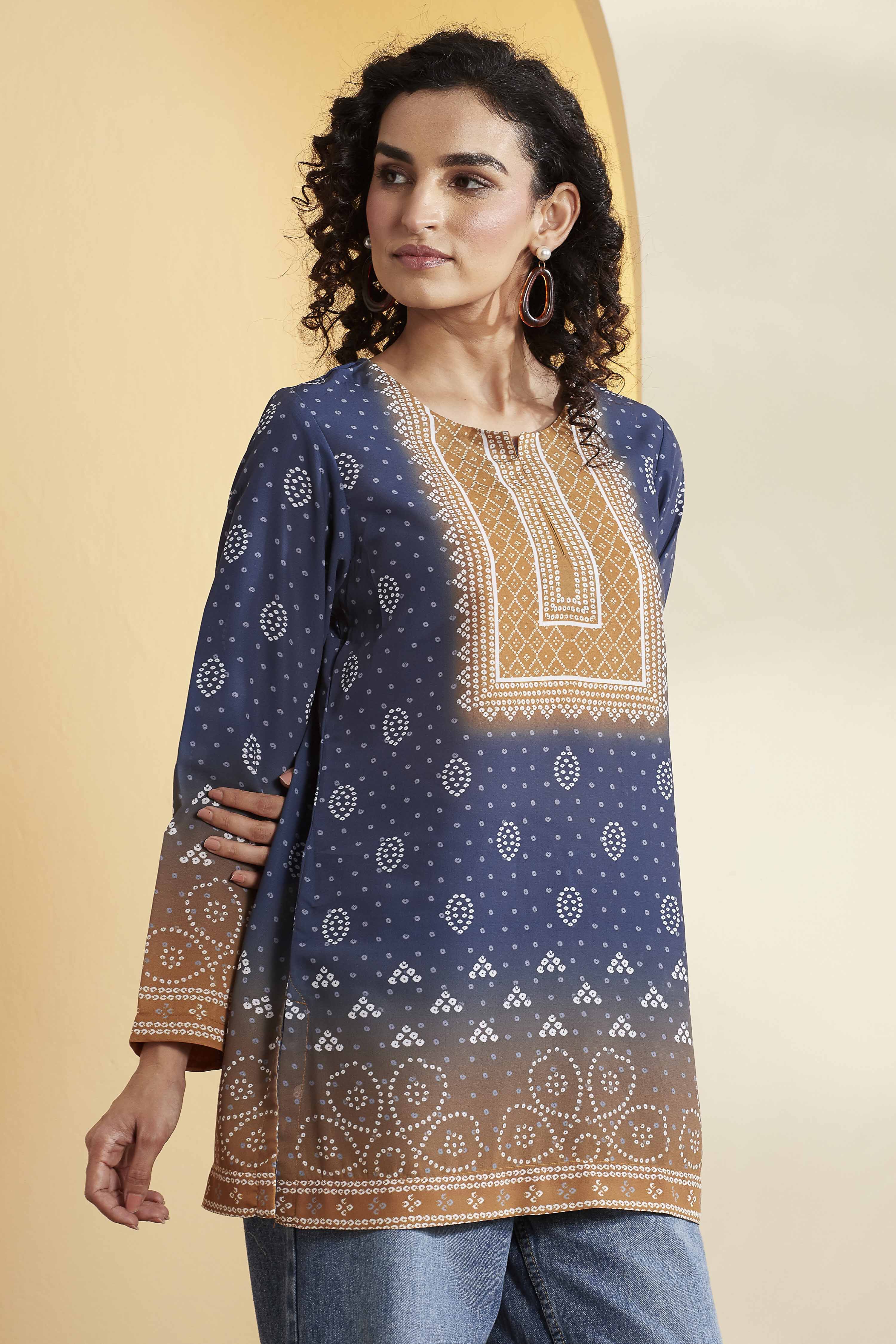 Blue Polyester Straight Kurti image number 3