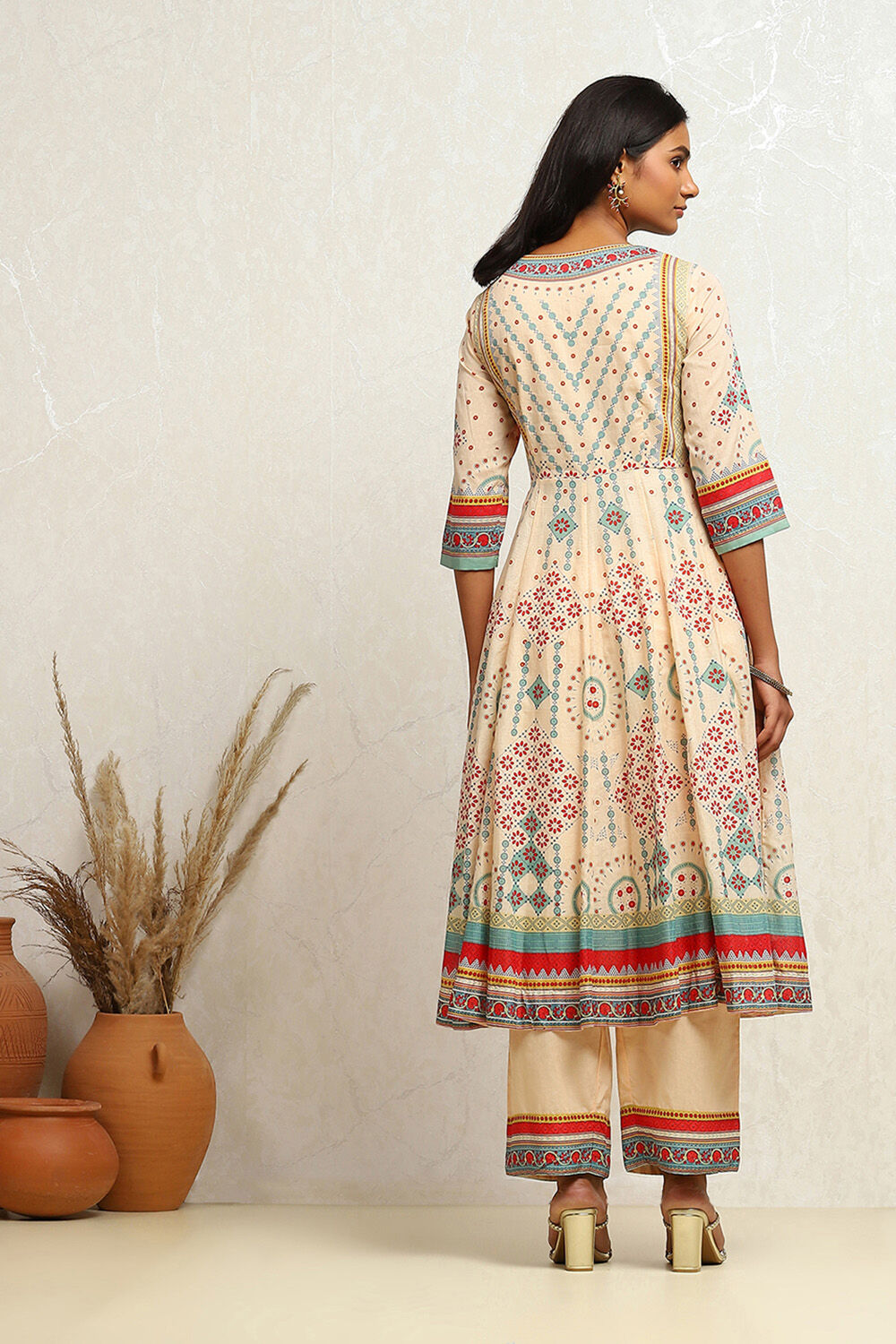 Ecru Cotton Geometric Printed Anarkali Suit Set image number 4