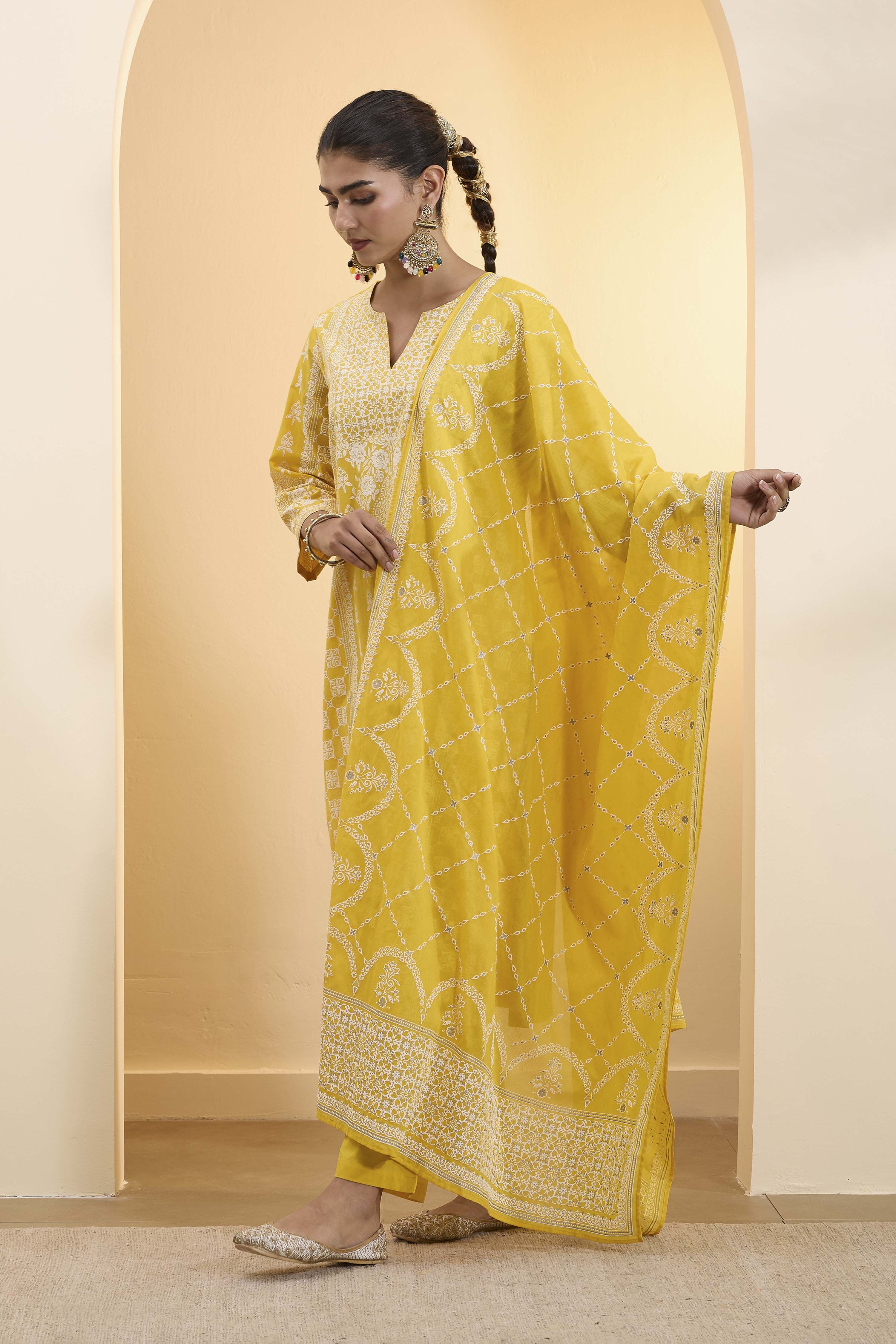 Yellow Silk Chanderi Printed Straight Kurta Set image number 3
