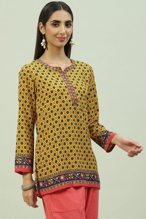 Mustard Art Silk Straight Printed Kurti image number 3