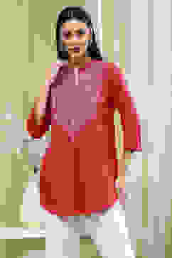 Raspberry Embroidered Straight Short Kurta image number 0