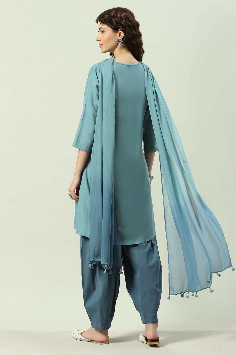 Orange Rayon Straight Kurta Slim Pant Suit Set image number 4