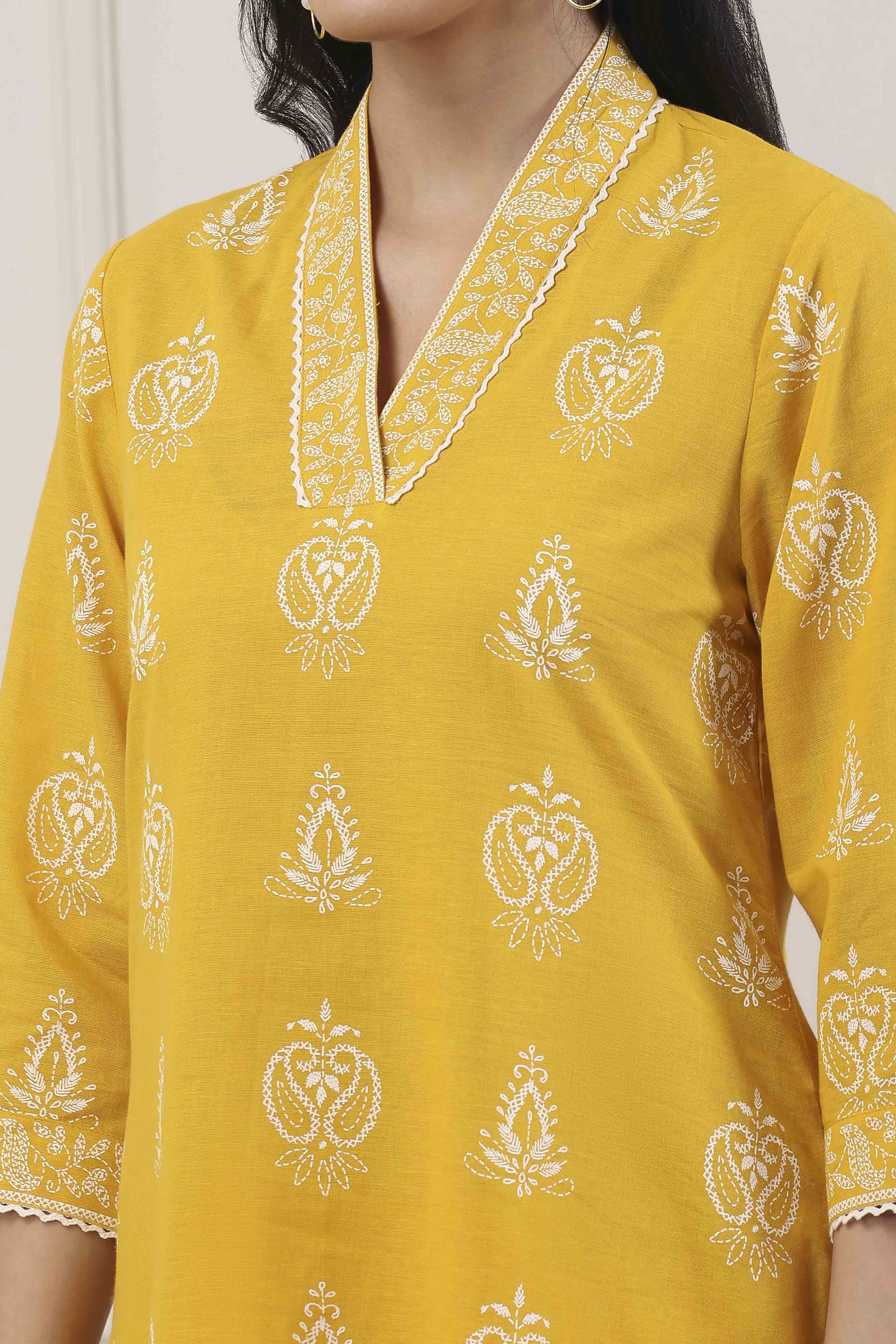 Yellow Cotton Straight Suit Set image number 1